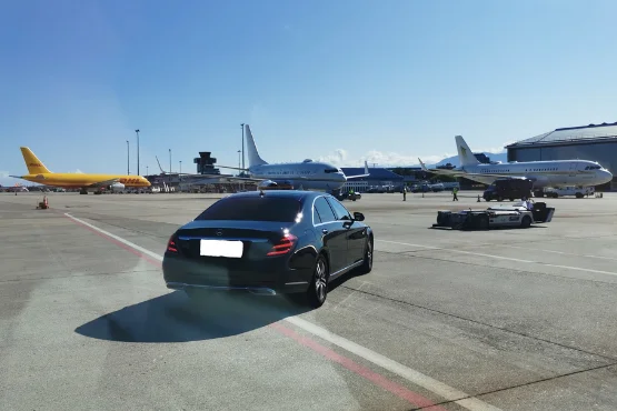 Limousine aeroport de Geneve avec chauffeur VTC